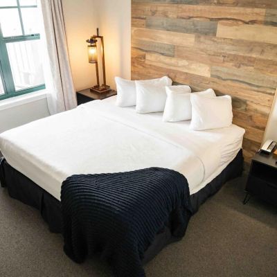 Premium Suite, 1 Bedroom, Kitchen Mountain Creek Resort Promo Code