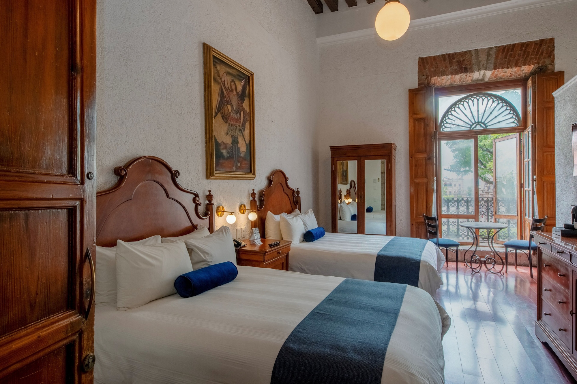 高级房， 2 张大床， 城市景观