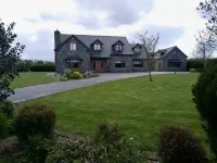 Carraig House Sleeps 2 Pets Allowed Hotel di 