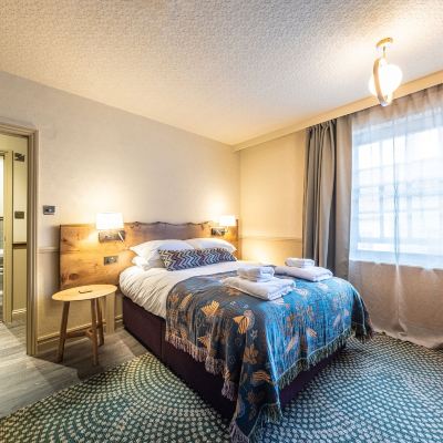 Family Triple Room, Ensuite The Feathers Holt Promo Code
