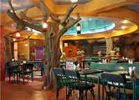 Parklane Hotel