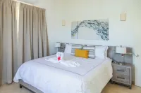 Wake up in paradise at this amazing villa for couples and families Hotels in 