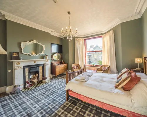 Compton Guest House Hotels in Buxton