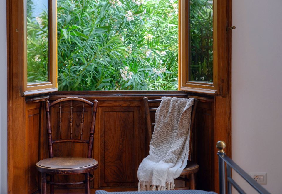 Villa Eugenia suite 2Apartment With Lake View