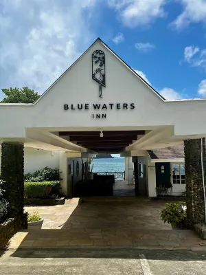 Blue Waters Inn Hotel a 
