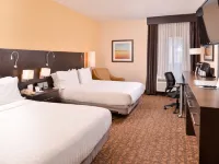Holiday Inn Express & Suites TOPEKA WEST I-70 WANAMAKER by IHG Ξενοδοχεία στην πόλη Topeka