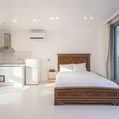 Room 303 (Ocean View/Pets Allowed/Paid) Gold Pine Pension Promo Code