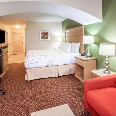 King Suite - Non-Smoking La Quinta Inn & Suites by Wyndham Rochester Mayo Clinic S Promo Code