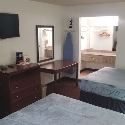 Double Room with 2 Queen Beds, Non-Smoking