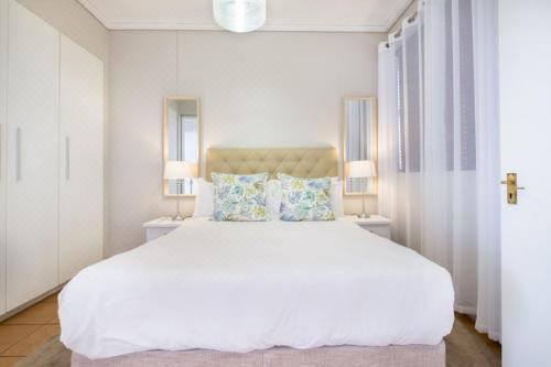 Durban Point Waterfront, 805 Quayside 40 Canalquay RdOne-Bedroom Apartment