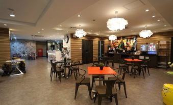 Hotel 88 Shinsaibashi - Housity