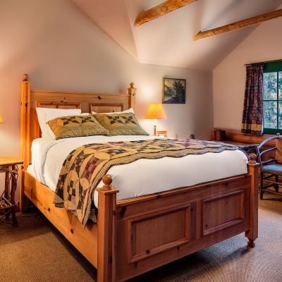 Queen Lodge Room Weasku Inn Promo Code