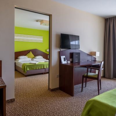 Deluxe Apartment, 2 Queen Beds, Non Smoking Hotel Margareta Promo Code