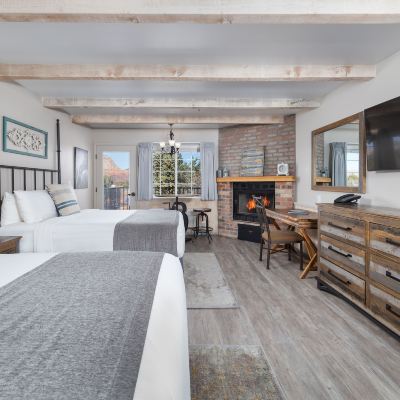 Sky Queen (Not Pet-Friendly) Sky Ranch Lodge Promo Code