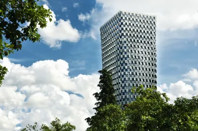 Maritim Hotel Plaza Tirana Hotel a 