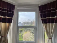 Diamonds Lodge Near York Hospital