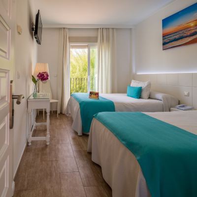 Deluxe Family Room Hotel Romerito Promo Code