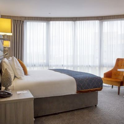 Family Room Metro Hotel Dublin Airport Promo Code