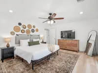Fresno House - Pool + Arcade Games , Family Friendly!