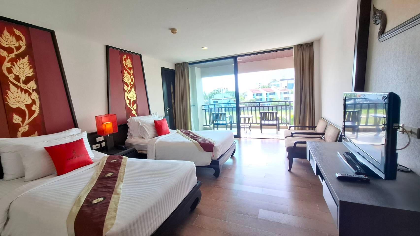 豪华双人海景双床房