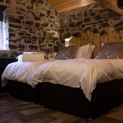 Deluxe Room (Twin & Bunk) Trail Lodge Promo Code