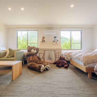 ゲストルーム(ベッド4台)(浴室) 大谷にしき荘 クーポン