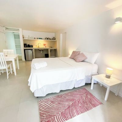 Economy Studio, 1 Queen Bed Ocean Spray Apartments Promo Code