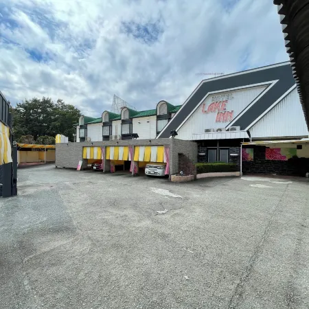 Hotel Lakeinn - Adult Only Отели в г. Оно