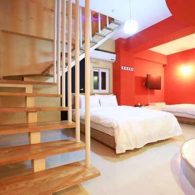 A-Party (Double Room) 더 에스 호텔 쿠폰