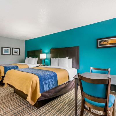 Queen Room with Two Queen Beds - Non-Smoking Comfort Inn Sun City Center - Tampa South Promo Code