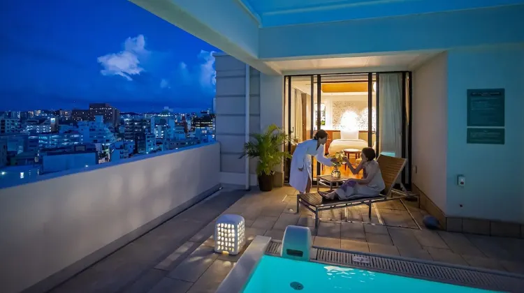 Okinawa EXES Naha（沖縄エグゼス那覇） 外観