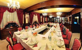 Vila Turistica Carmen Silvae - Housity