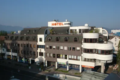 Skycity Hotel Atrigon Отели в г. 