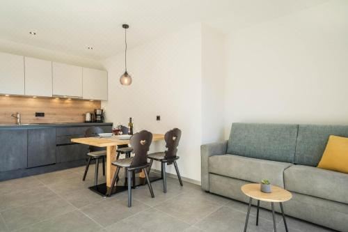 高级一卧室带阳台公寓