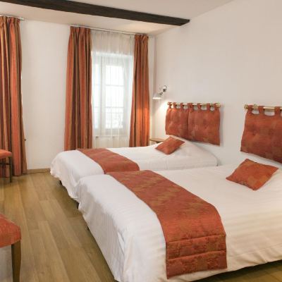 Twin Room Le Saint Michel Promo Code