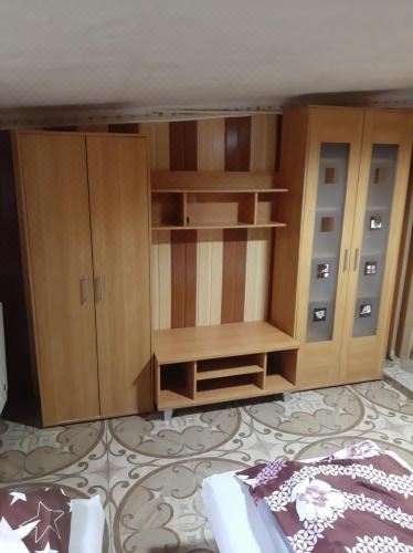 基本三人间-带共用浴室