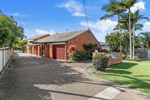 两卧室联排别墅