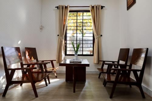 带园景的家庭房