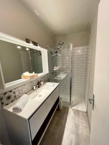 Cosy Home Annecy Rent Lodge Apartment with Balcony