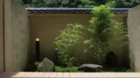 Yuki Lodge