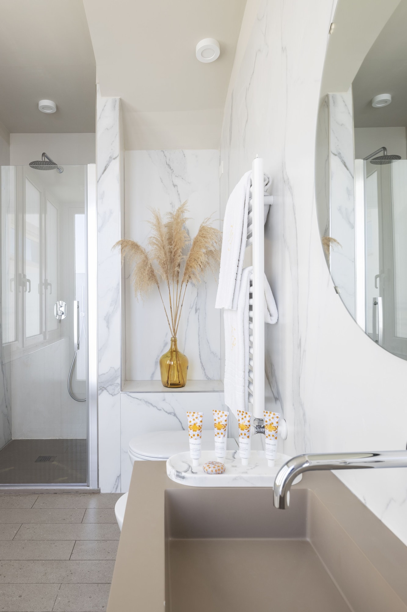 豪华房，海景（海和埃特纳火山多床视图）