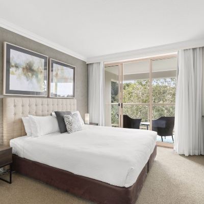 Deluxe One Bedroom Apartment Pacific Bay Resort Promo Code