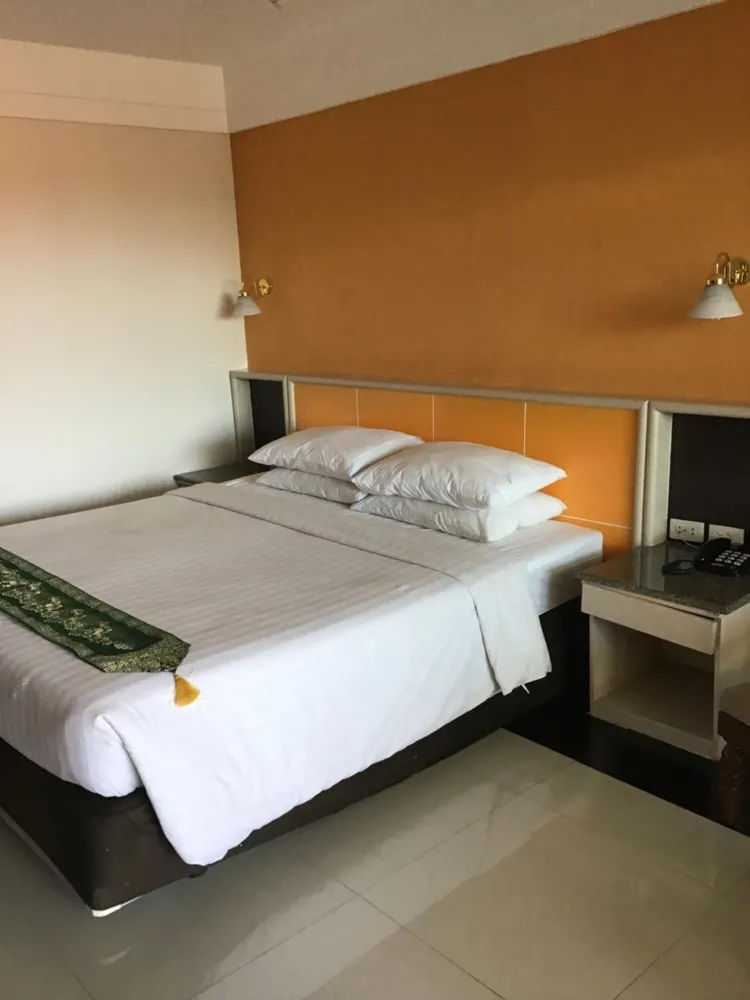 ห้องขนาดใหญ่เตียงคู่หรือเตียงแฝด