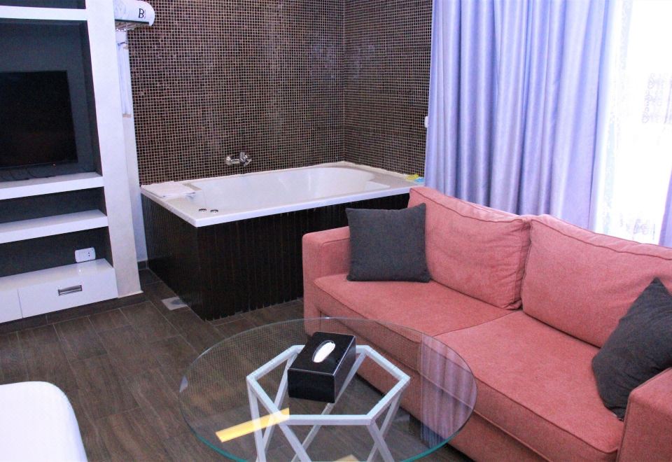 特色套房（Beverly）