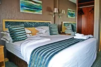 Aquarian Tide Hotel