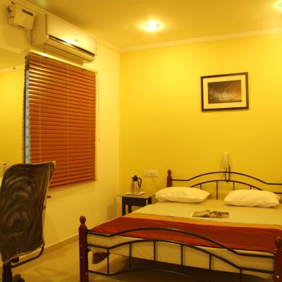 Double Room with Air Conditioner Deccan Comforts Promo Code
