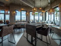 最愛地沖浪救援俱樂部酒店