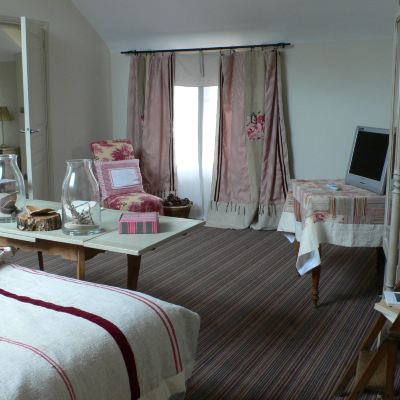 Deluxe Room La Marine de Loire Hôtel & Spa Promo Code