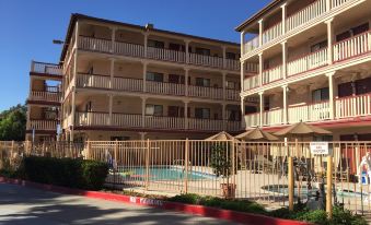 Heritage Inn La Mesa - Housity