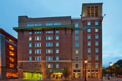 Holiday Inn Express SAVANNAH-HISTORIC DISTRICT by IHG Ξενοδοχεία στην πόλη 